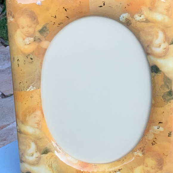 Super Cute Cherub Picture Frame - Picture 8 of 14